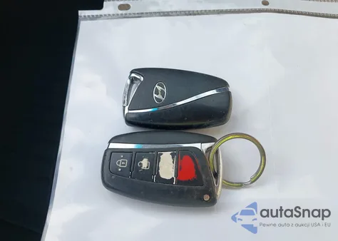 2013 Hyundai Santa Fe Sport 2.0T z USA, uszkodzony, nr VIN 5XYZUDLAXDG085338